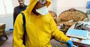 صور.. ​حملة مواجهة كورونا بمساجد مصر تبدأ رش المصليات وتعقيم دورات المياه