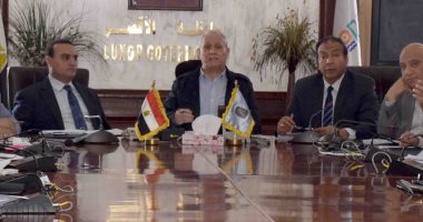 محافظ الأقصر: منع تقديم الشيشة بالمقاهى العامة لمكافحة فيروس كورونا