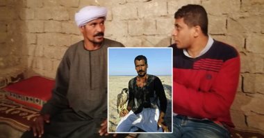 حكاية صائد الصقور والثعالب الجبلية بقنا.. الرشيدى: الصحراء ممتلئة بالخيرات والطيور المهاجرة هدف ثمين والبط يكفى لإطعام 6 أشخاص.. الصقر صاحب صاحبه ويتميز بالذكاء.. واللى يخاف من الجبل "ميطلعهوش".. صور 