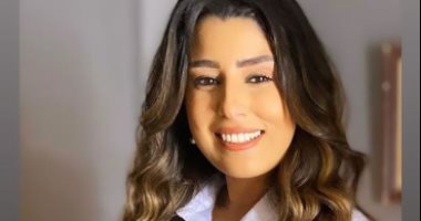 بالأبيض والأسود.. آيتن عامر تكشف عن شخصيتها بـ" فرصة تانية" مع ياسمين صبرى