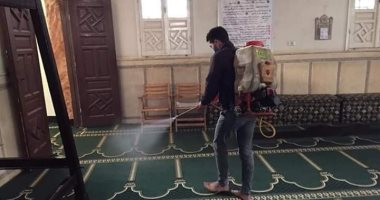 تطهير وتعقيم المساجد والزوايا بالشرقية للوقاية من "كورونا".. صور