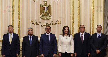 الحكومة توقع عقد المستشار المالى للإستثمار فى محطات الكهرباء 