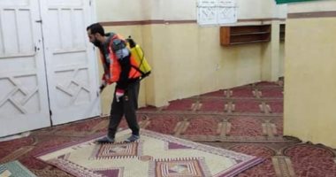 شباب الغربية يشنون حملة لتعقيم المساجد استعدادا لصلاة الجمعة غدا