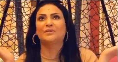 "عشان كورونا.. أوعوا تزورونا".. بدرية طلبة تدعو جمهورها للبقاء بالمنزل.. فيديو