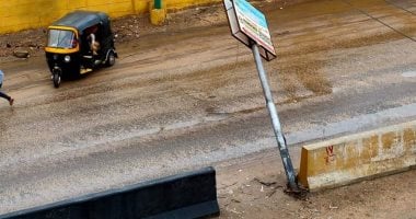 شكوى من سقوط عمود إنارة على طريق أسيوط الزراعى  