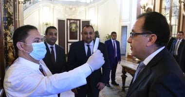 أعضاء الحكومة يخضعون لفحص كورونا قبل الاجتماع الأسبوعى والنتيجة سلبية