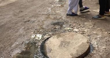 شكوى من انتشار مياه الصرف الصحى بسبب بلاعة مسدودة