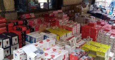 ركود فى حركة بيع هدايا عيد الأم بالإسكندرية بسبب فيروس كرورنا.. صور