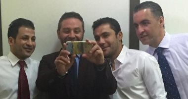 قصة صور.. حازم إمام إمبراطور "صاحب صاحبه"
