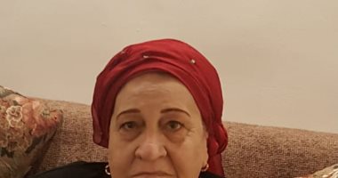 عيد على والدتك من البيت.. محمد يشارك بصورة ست الحبايب: "الحنان والتضحية"