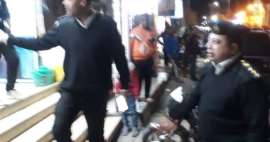 تشميع عدد من المقاهى لمخالفة قرار الغلق فى المواعيد المحددة بأسوان.. صور