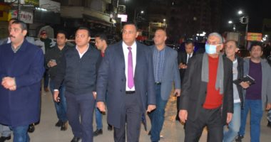 محافظ الدقهلية يقود حملة مكبرة للتأكد من غلق المحلات