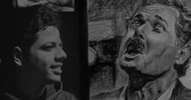 ابراهيم يبدع فى رسم اللوحات الفنية ويتمنى احتراف رسم البورتريهات