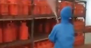 السلطات السعودية تعقم أسطوانات الغاز قبل طرحها في الأسواق.. فيديو