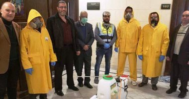 فيديو وصور.. تعقيم وتطهير المعديات النيلية بالمنيا.. رش السيارات بمطروح.. رئيس مدينة سفاجا تشارك الشباب المتطوعين وتطهير محلات الجزارة ومنع عرض اللحوم خارج المحال.. وحملات بجامعة ومدينة الزقازيق