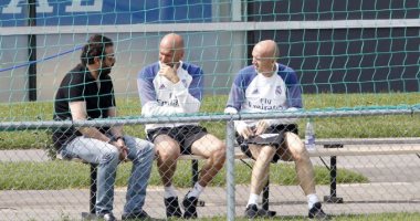 زيدان يجهز ريال مدريد لخوض مباراة كل 48 ساعة بعد انتهاء أزمة كورونا