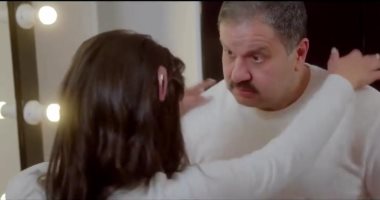 "رايحة لصحباتاتى".. إبنة إدوارد تخوض تجربة الغناء بمشاركة والدها