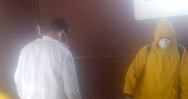 توزيع 4 آلاف كمامة وجوانتى على العاملين بمياه الفيوم