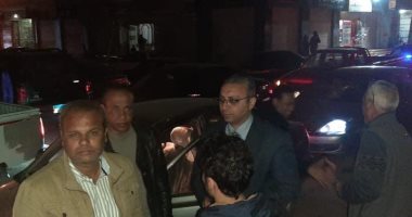 نائب محافظ الغربية يفض أحد الأفراح بالمحلة ويضبط سائق بالرى لتخلصه من المخلفات بالمصرف