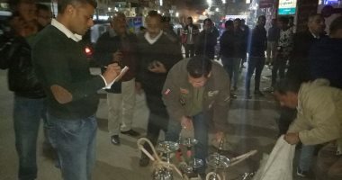قافلين على نفسهم.. ضبط مقهي مغلق وبداخله مواطنين بشبين القناطر