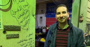 خليك إيجابى.. صاحب ورشة بسوهاج يمنع دخول غير العاملين لمواجهة كورونا