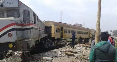 وزير النقل يكلف بتشكيل لجنة للتحقيق فى حادث تصادم قطار الدقهلية