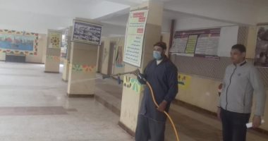 صور .. تطهير ماكينات الصرف الآلى لصرف رواتب الموظفين بكفر الشيخ