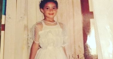 هند صبرى تطلق "تحدى الملل" بنشر صور الطفولة للتسلية فى العزل المنزلى