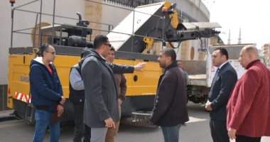 صور.. محافظ الدقهلية: سيارات مكنسية جديدة تنضم لمنظومة النظافة
