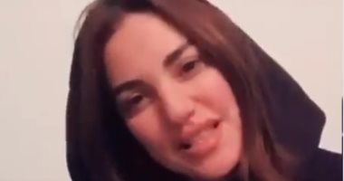 على طريقة فيفى عبده..درة: لكل اللى بيكرهونى هديك 5 أفلام على وشك