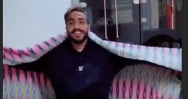 صورة - كهربا يوجه التهنئة برمضان مرتدياً زي la casa di papel