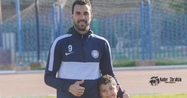 فيديو .. أحمد حسن مكى يحتفل بعيد ميلاد نجله أدم 