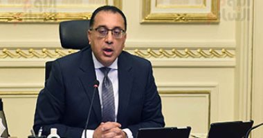 الحكومة: زيادة عدد القطارات لمنع تكرار التزاحم الذى شهده المترو أمس