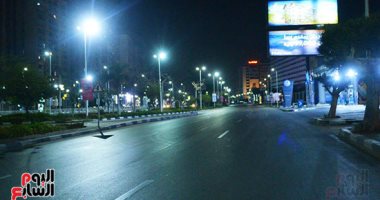 انتشار الخدمات الأمنية على الطرق السريعة لتطبيق حظر التجوال