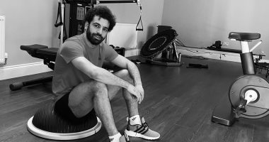 ليفربول مهدد بخسارة محمد صلاح 4 أشهر فى 2021.. مقترح بإقامة الأولمبياد فى ربيع 2021 يثير قلق كلوب.. وأمم أفريقيا تحرم الريدز من 3 نجوم.. ورسائل شكر من متصدر الدورى الإنجليزى إلى الأطباء أبطال معركة كورونا