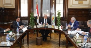 وزير الزراعة يبحث تداعيات أزمة كورونا على الصادرات الزراعية المصرية
