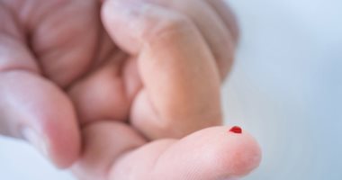 بـ"شكة الإصبع".. بريطانيا تكشف عن التوصل لاختبار جديد يكشف الإصابة بكورونا