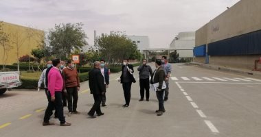 محافظ بني سويف: متابعة التزام المصانع بالإجراءات الوقائية وفض سوق بسمسطا 
