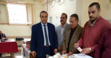 صور.. ضبط كمامات وكحول مجهول المصدر وأدوية منتهية الصلاحية بالإسكندرية