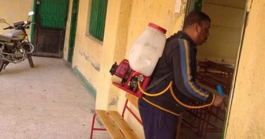 صور.. شباب "طنط الجزيرة" بالقليوبية يدشنون مبادرة "إيد فى إيد"لمواجهة كورونا