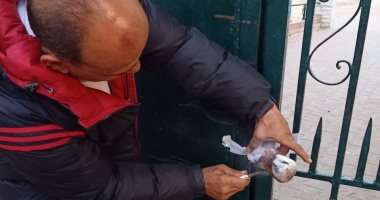 تشميع نادى الشهداء بالإسماعيلية لمخالفته قرار مجلس الوزراء.. صور