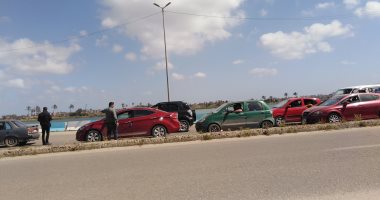 صور.. أمن دمياط يمنع دخول مدينة رأس البر لغير المقيمين