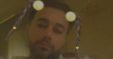 الزهق وحش.. أحمد السعدنى فى فيديو "تيك توك" جديد وفنانين: موتنا من الضحك