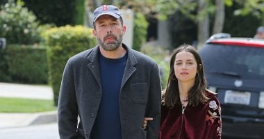 بن افليك يتفاوض مع زوجته السابقة جينيفر جارنر بشأن تعرف أبنائه على حبيبته