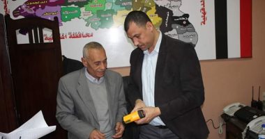 تعليم الغربية: توزيع أجهزة قياس درجة الحرارة المتطورة لجميع الإدارات التعليمية العشر
