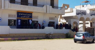 إقبال كبير لشراء المطهرات من منافذ بيع وزارة الإنتاج الحربى برأس البر بدمياط