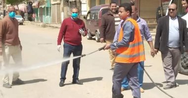 توزيع وتعليق منشورات توعيه داخل المصالح الحكومية لمواجهة كرونا فى المنيا