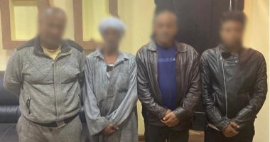 ضبط 4 متهمين بالنصب على مواطنين بزعم مساعدتهم للحصول على إعانات من الدولة