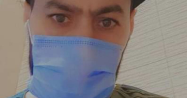 صورتك بالكمامة.. "عبدالعال" مصرى مقيم بالكويت يشارك بصورته مرتديا الوقى