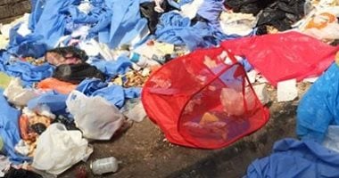 شكوى من انتشار القمامة فى النفايات الطبية بحى الجامعة المنصورة